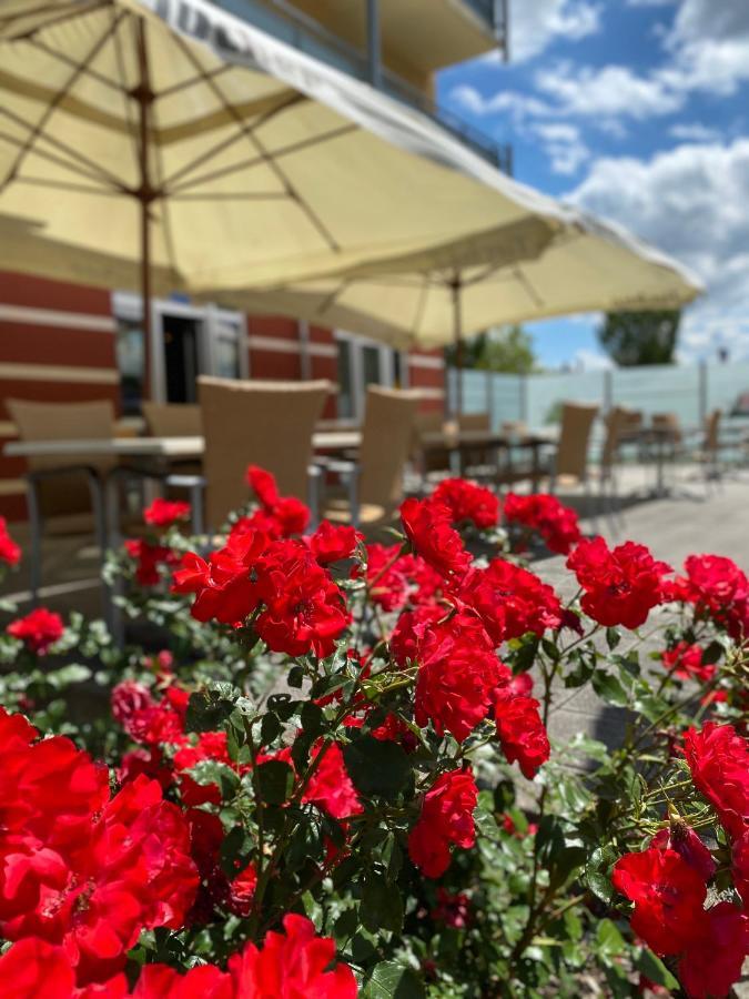 Kurhotel Pyramide Bad Windsheim Exterior foto